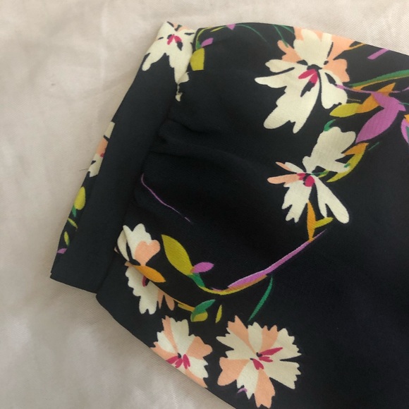 Lulu’s Herbaceous Babe Navy Floral Shift Dress - Picture 5 of 7